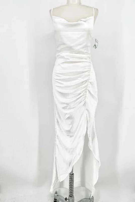 Endless Rose Women's White Spaghetti Strap Polyester Ruched Date Night Dress Tunics Satin smooth