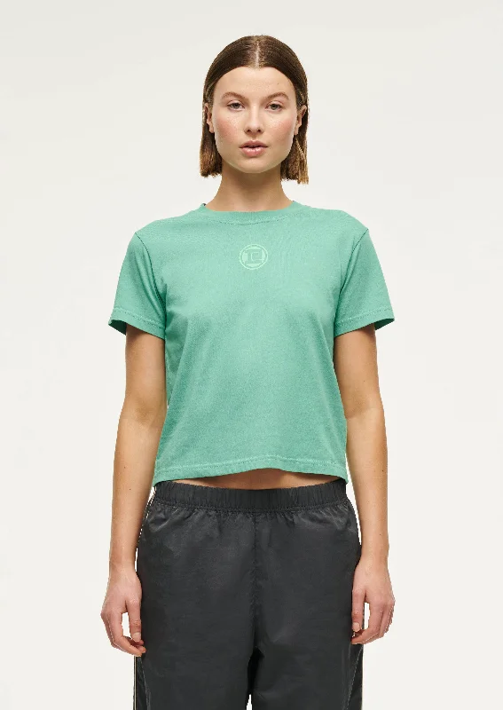 SPORTIVE SHORT SLEEVE TEE IN WASHED EVERGREEN Hooded Caped Shawl Collar